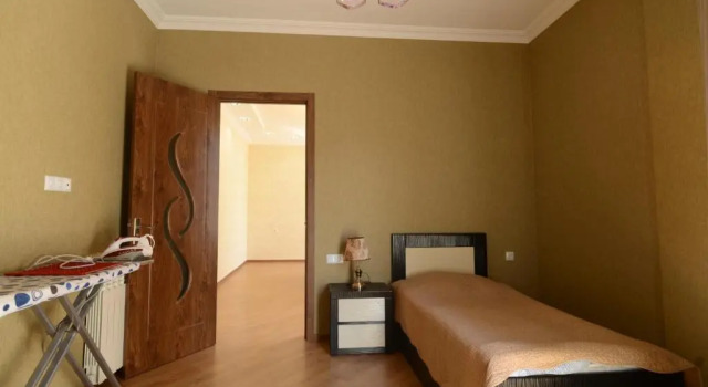 Teo's Apart N1