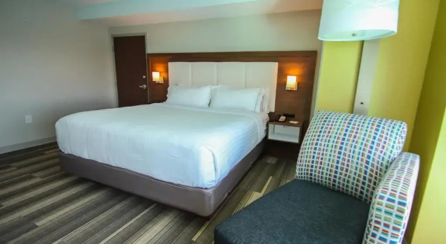 Двухместный номер Standard Holiday Inn Express & Suites Miami Airport East by IHG