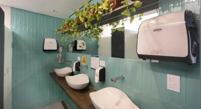 Кровать в общем номере (женский номер) Ô de Casa Hostel Bar