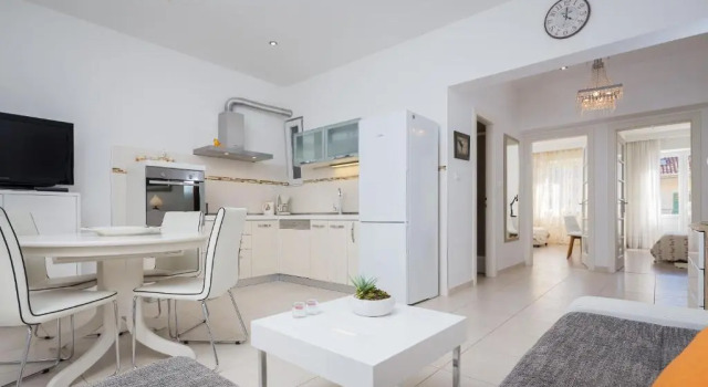 Apartment Vuko, Prenota Appartamento Splitska 