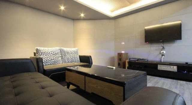 Ease Bed and Breakfast, Забронировать Отель Отели Хуалянь с парковкой, рядом с Парк Наньбинь, Парковка