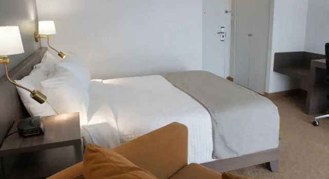 Двухместный номер Standard с балконом Hôtel Castel