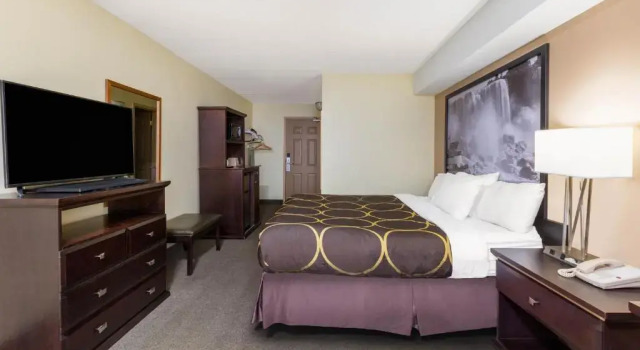 Номер Standard Super 8 by Wyndham Niagara Falls by the Falls