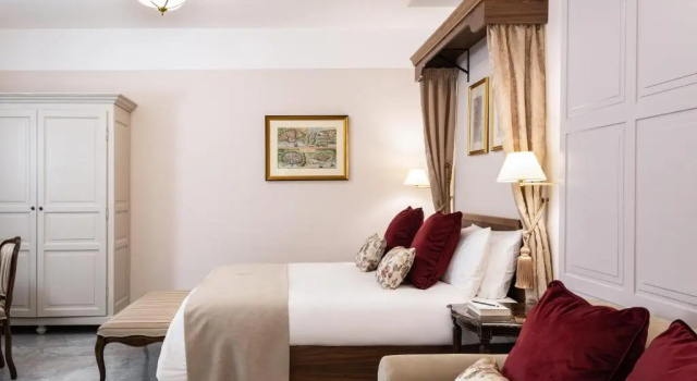 Двухместный номер Deluxe Palais Le Brun