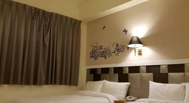 Четырёхместный номер Standard Kai Xin Hotel