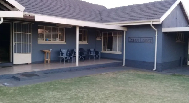 Doeny Lodge, Boek Hotel Kempton Park Gauteng