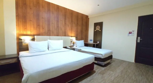 Habitación triple familiar Estándar Hotel Pantes Candi Semarang