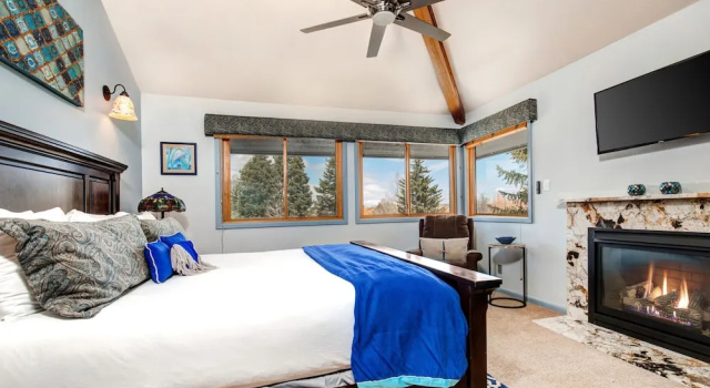 Snow Flower 030 3 Bedroom Condo by RedAwning, Забронировать Апартаменты/квартира Парк-Сити Deer Valley - The Canyons, рядом с Горнолыжный подъемник First Time Lift
