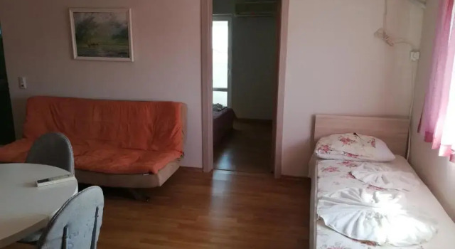 Апартаменты c 1 комнатой с видом на море Apartments Ivelin