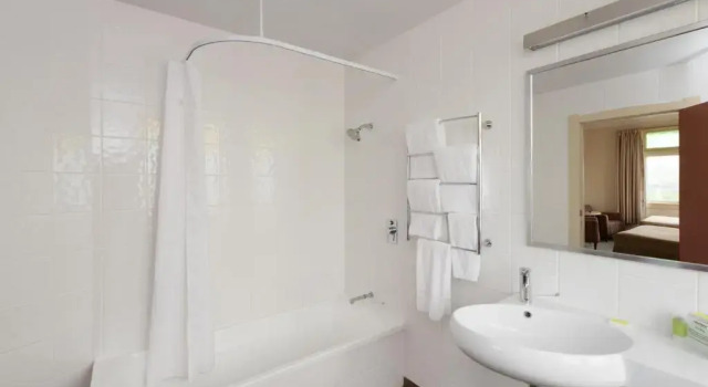 Трёхместный номер Standard Heartland Hotel Fox Glacier