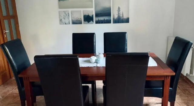 Коттедж с 2 комнатами Small Lake Apartman