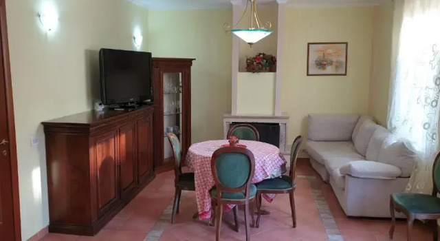 Casa con Giardino privata nel Centro Città, Prenota Hotel Velletri Castelli Romani