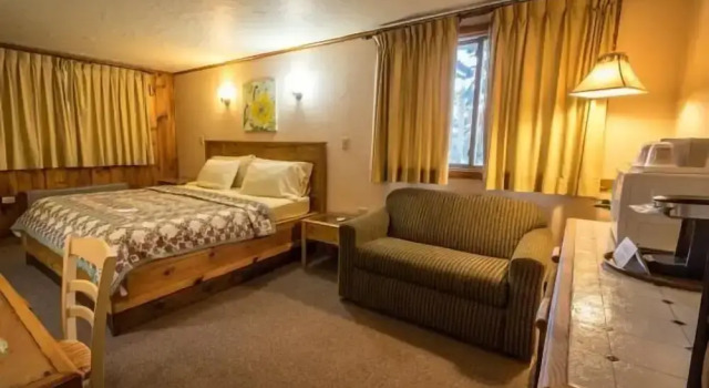 Standard Zimmer Riverside Motel