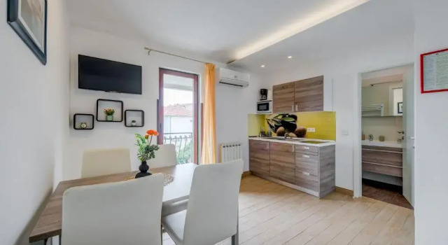 Apartments G