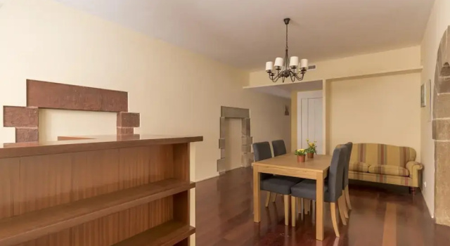 Elegant Holiday Home in Sant Boi de Llobregat With Terrace, Забронировать Отель Сан-Бой-де-Льобрегат Baix Llobregat, рядом с Парк-Комерсиаль-Сант-Бои