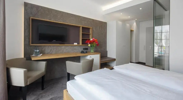 Двухместный номер Deluxe с балконом Hotel Seehof