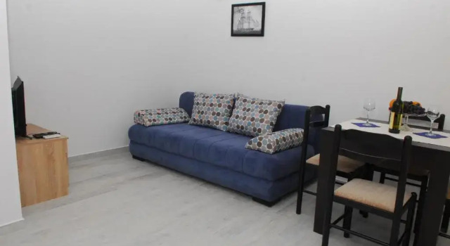 Hera Apartments
