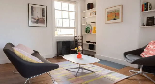 Sunny Boutique Apartment With Private Roof Terrace
