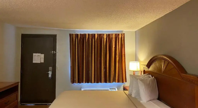 Номер Standard Travelodge by Wyndham Laurel Ft Meade Near NSA