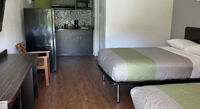 Contessa Inn