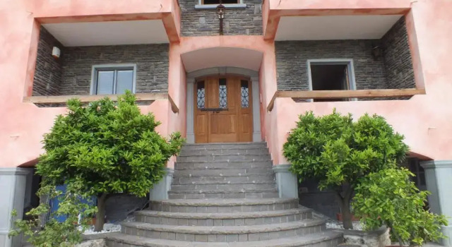 Коттедж Villa Romele