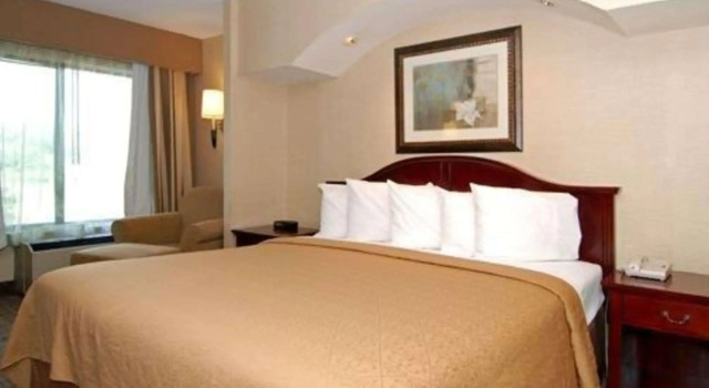 Quality Inn & Suites Bensalem