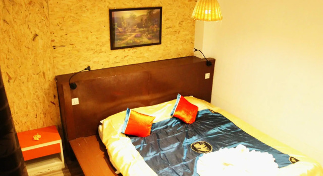 Двухместный номер Deluxe Z's Hostel at Tha Phae Gate