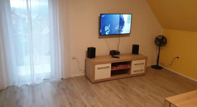 Апартаменты Großzügige Ferienwohnung in Furth im Wald