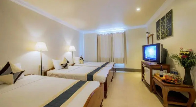 Summer Villa Resort, Забронировать Курортный отель Отели Сиемреап с бассейном, рядом с Rosana Broadway, Бассейн