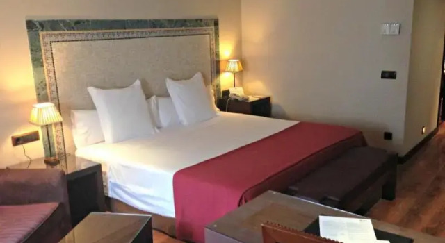 Номер Standard с балконом Roc Blanc Hotel & Spa