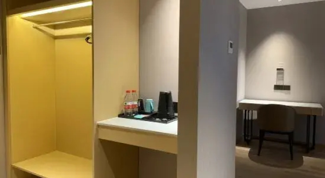 Люкс Magnotel Hotel