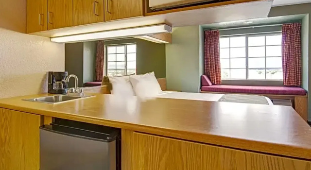 Двухместная Studio Suite Microtel Inn & Suites by Wyndham Albuquerque West