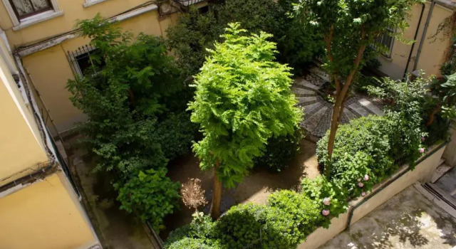 Historical 135 sqm apartment near Galata Tower, Boek Appartement Hotels in Beyoglu met parkeren, Parkeren