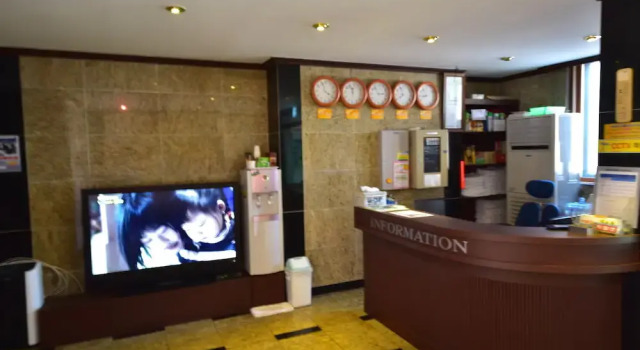 Sokcho Arirang Resortel, Boek Hotel Hotels in Gangwon-Do met parkeren, Parkeren