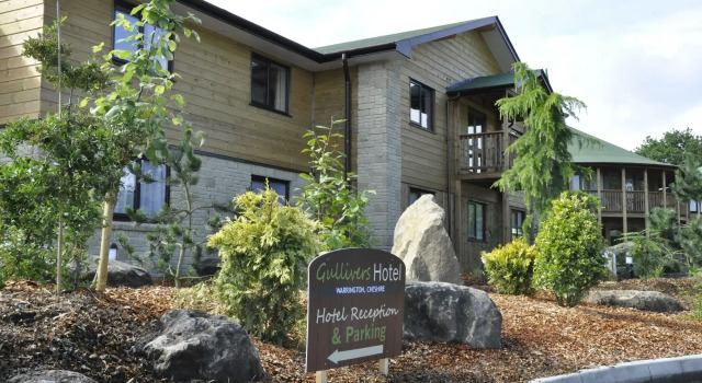 Gulliver's Hotel