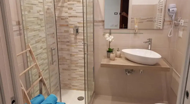Апартаменты Deluxe Martin Holiday Apartments