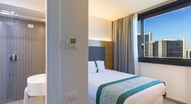 Одноместный номер Premium Holiday Inn Naples by IHG