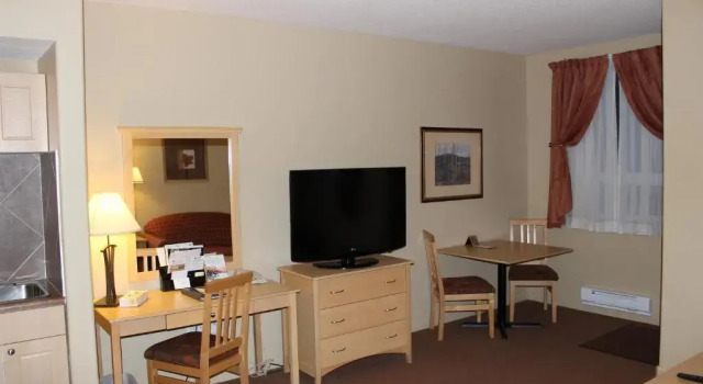 Люкс Clearwater Suite Hotel