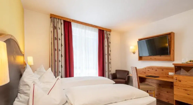 Семейный номер Standard с балконом Hotel Trattlerhof