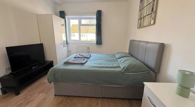 Charming Wallington Apartment With Hot Tub, Rezervați Apartament Wallington Londra Mare