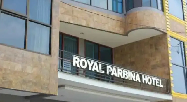 Royal Parbina Hotel, Rezerwuj Hotel Pematang Siantar Sumatra