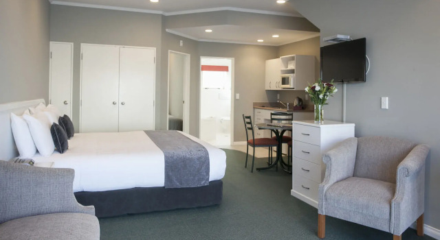Cornwall Motor Lodge, Забронировать Отель Палмерстон-Норт Манавату-Уангануи