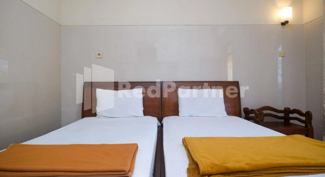OYO 91603 Wisma Garuda, Book Hotel Hotels in Depok with Breakfast, Breakfasts