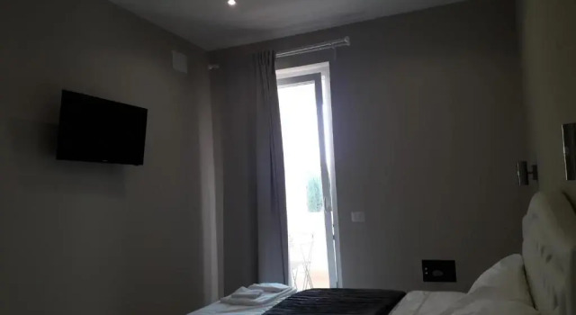 Двухместный номер Deluxe с балконом B&B Purple Italy