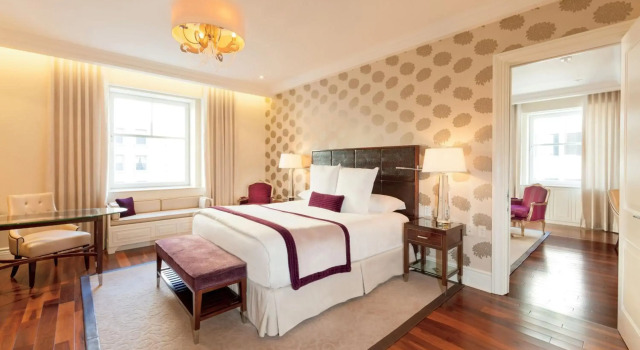 The Ritz-Carlton, Montréal, Book Hotel Montreal Quebec, nær Phillips Square