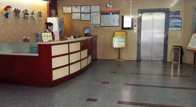 Yintong Zhi Lv Hotel Dongmen - Shenzhen