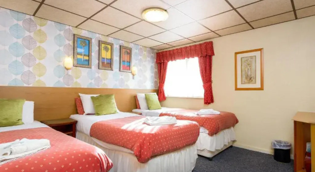 Трёхместный номер Standard Oak Lea Hotel