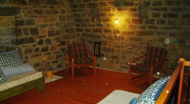 Casa Mur de Alujan, Rezerwuj Dom wakacyjny Domki letniskowe w Aragonia, Domek