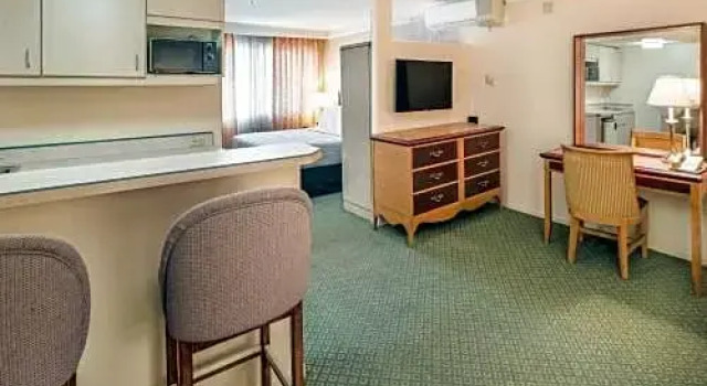 Люкс Fortune Hotel & Suites