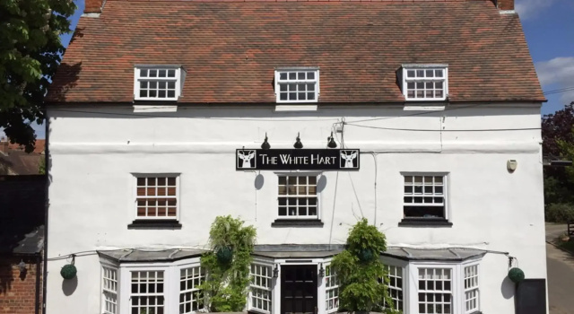 The White Hart, Rezervați Pensiune Newport Pagnell 